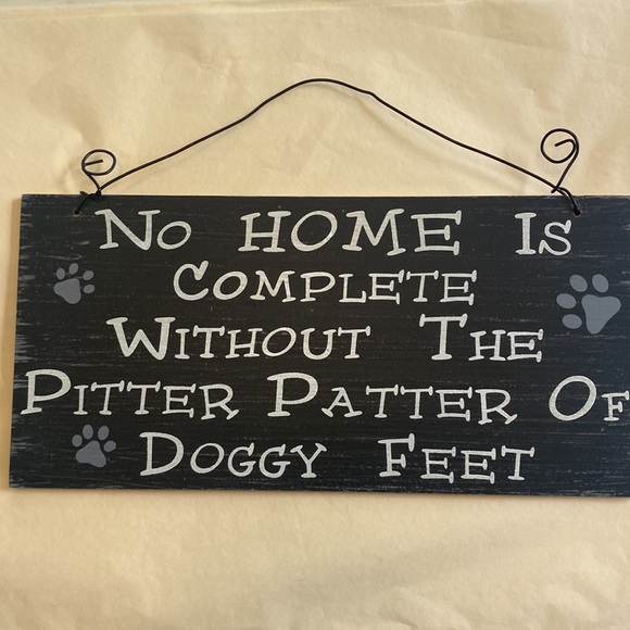 Dog pet sign/plaque Young’s Inc wooden black grey white wire hanger - Picture 1 of 9